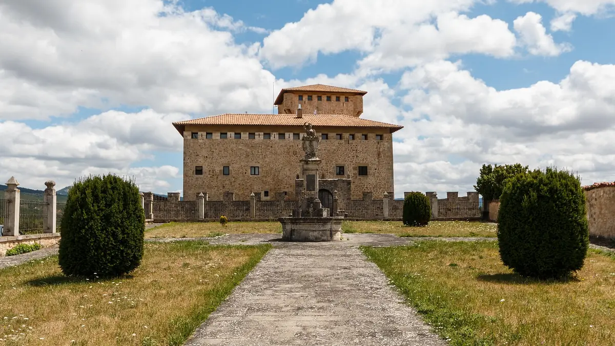 Baronatarren Dorretxea/Torre de los Varona