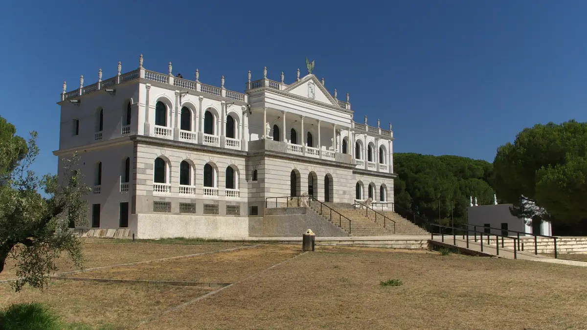 Centro de visitantes Palacio del Acebrón