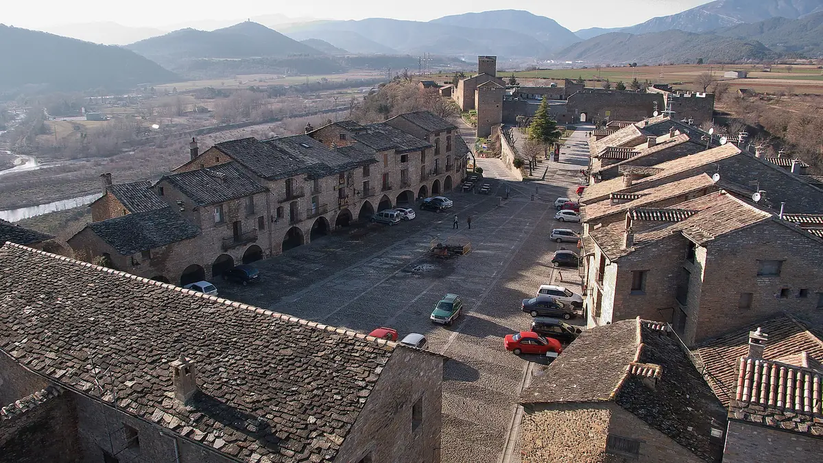 Plaza Mayor Ainsa