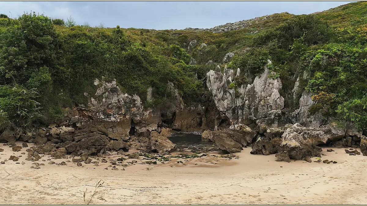 Senda costera GR 204-Playa San Antolín-Playa Torimbia-Playa Gulpiyuri-LLanes-Asturias