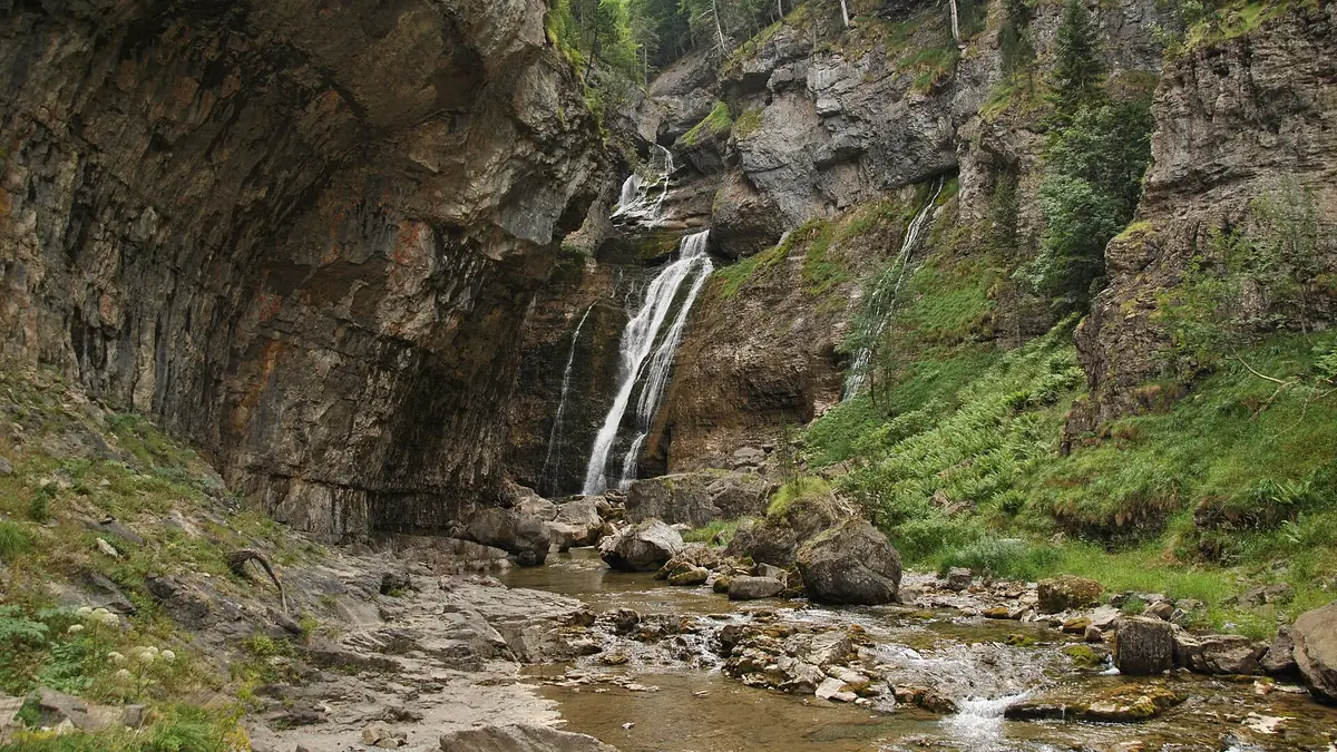 Cascada del Estrecho