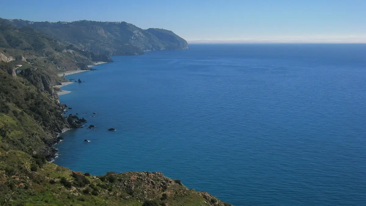 Acantilados de Maro-Cerro Gordo