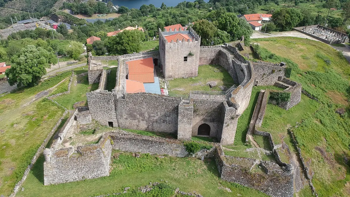 Castillo de Lindoso