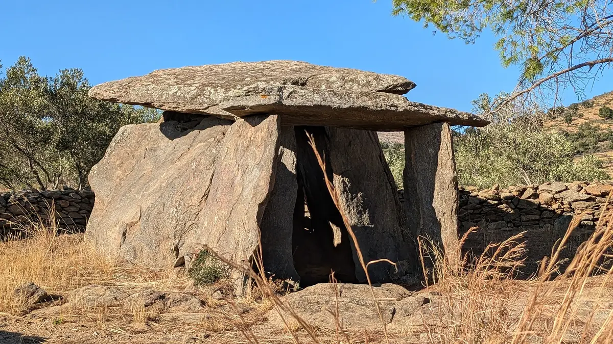 Dolmen de la Creu d'en Cobertella