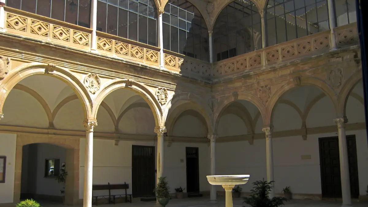 Antiguo hospital de Santiago