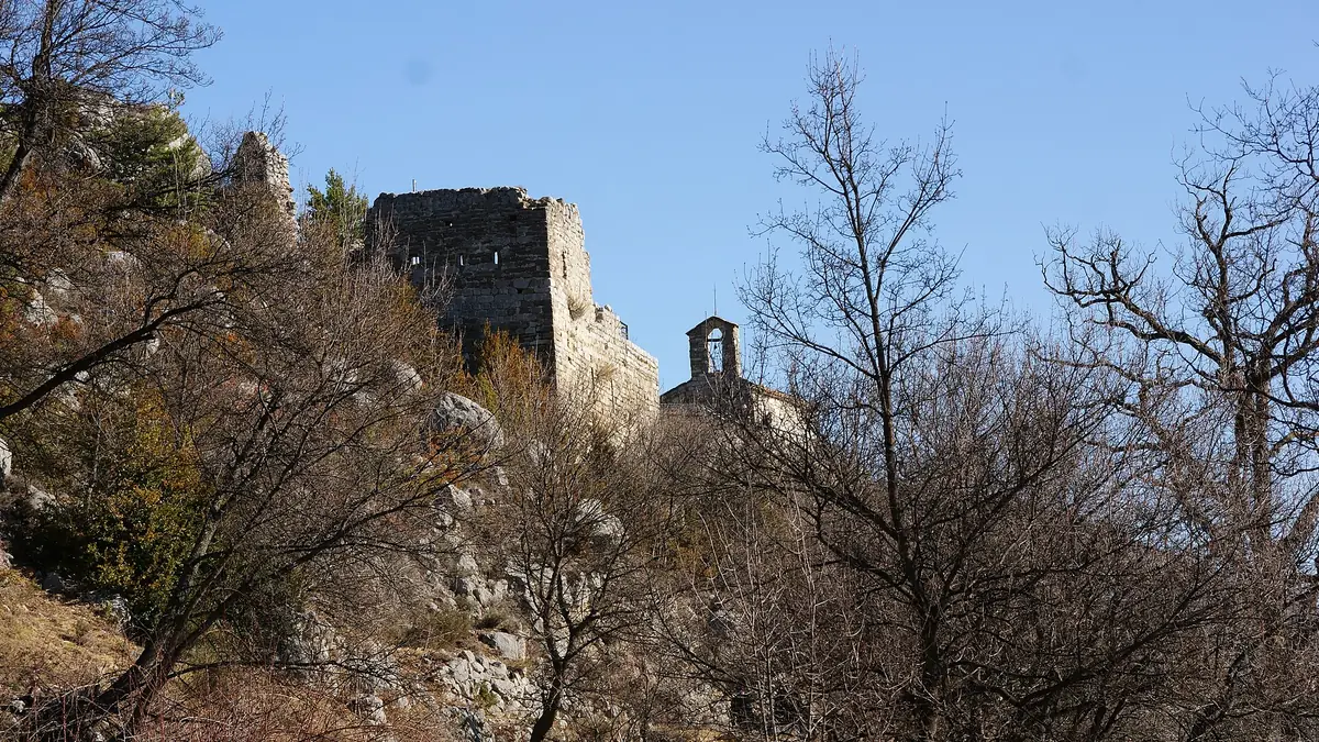 Castillo de Saldes